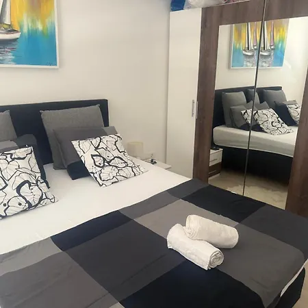 Seaesta - Luxury Seaview Apartman